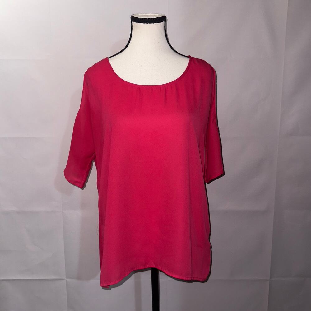 Chaus New York pink cold shoulder blouse women’s size small